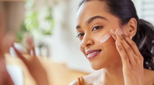 les-tendances-des-soins-de-la-peau-pourquoi-le-collagene-marin-est-incontournable-cette-annee